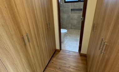 THREE (3) BEDROOM EXECUTIVE SINGLE ATTACHED IN VICTORIA PARK RESIDENCES for SALE