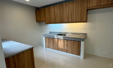 THREE (3) BEDROOM EXECUTIVE SINGLE ATTACHED IN VICTORIA PARK RESIDENCES for SALE