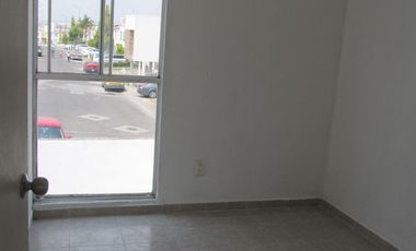 Casa en venta cerca parque Finsa 2 recamaras buen precio