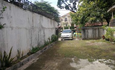 Rumah Hitung Tanah Golongan C di Jalan Surabaya Menteng