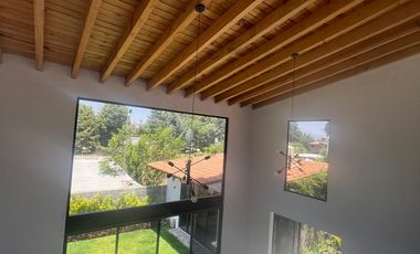 Renta de casa nueva moderna