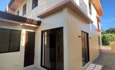 THREE (3) -BEDROOM EXECUTIVE TOWNHOME (End Unit) at VICTORIA PARK RESIDENCES for SALE