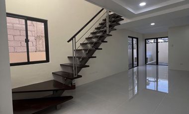 THREE (3) -BEDROOM EXECUTIVE TOWNHOME (End Unit) at VICTORIA PARK RESIDENCES for SALE