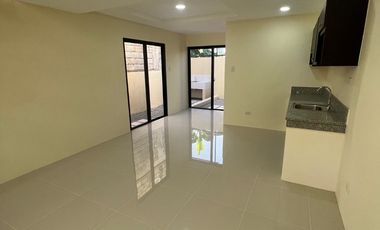 THREE (3) -BEDROOM EXECUTIVE TOWNHOME (End Unit) at VICTORIA PARK RESIDENCES for SALE