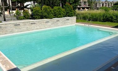THREE (3) -BEDROOM EXECUTIVE TOWNHOME (End Unit) at VICTORIA PARK RESIDENCES for SALE