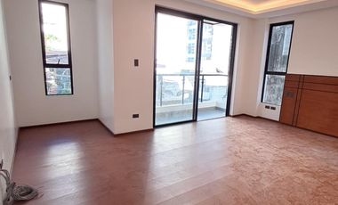Spacious and newly built Four storey  Modern design residential Duplex with separate clean TCT in near Ortigas, Capitol Commons, BGC