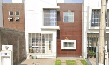 CASA EN VENTA EN MONTERREY FRACC LAS HADAS