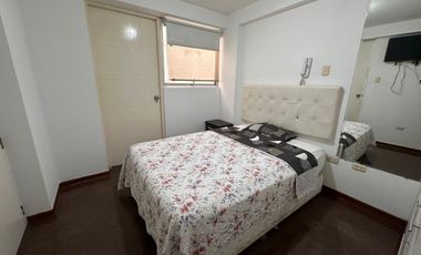 Venta de Departamento en Salamanca-Ate de 1 dormitorio, 2do piso, Ascendor directo