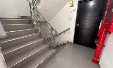 Venta de Departamento en Salamanca-Ate de 1 dormitorio, 2do piso, Ascendor directo