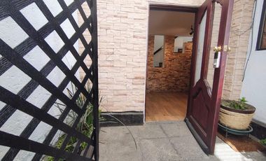 CASA EN RENTA EN SINATEL