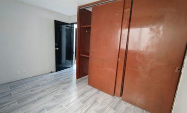 CASA EN RENTA EN SINATEL