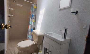 CASA EN RENTA EN SINATEL