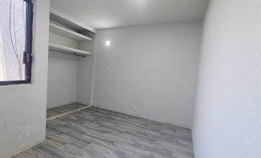 CASA EN RENTA EN SINATEL
