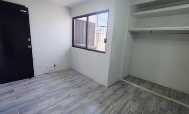 CASA EN RENTA EN SINATEL