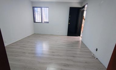 CASA EN RENTA EN SINATEL