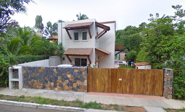 VENTA DE HERMOSA CASA