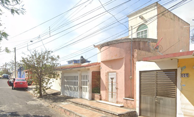 VENTA DE CASA EN CHAPULTEPEC, VERACRUZ.