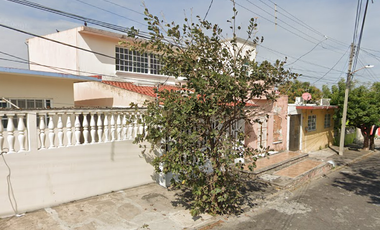 VENTA DE CASA EN CHAPULTEPEC, VERACRUZ.