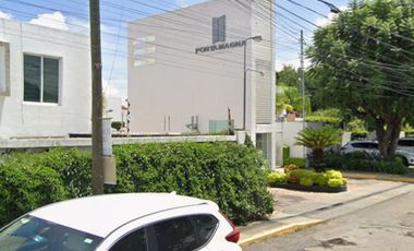 Casa en Jardines Vallarta vive en Residencial Porta Magna con Alberca