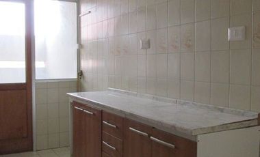 ARRIENDO LAS PARINAS