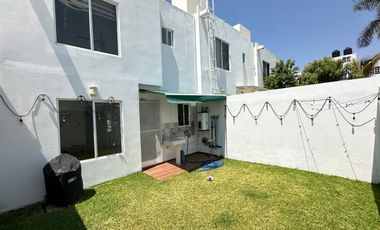 CASA EN VENTA EN FRACCIONAMIENTO CASCADAS DE COCOYOC. MORELOS