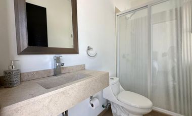 CASA EN VENTA EN FRACCIONAMIENTO CASCADAS DE COCOYOC. MORELOS
