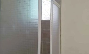 RENTO CASA EN MANANTIALES