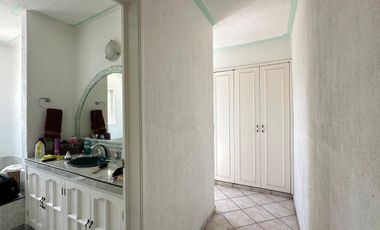 CASA EN VENTA EN FRACCIONAMIENTO LOMAS DE COCOYOC MORELOS