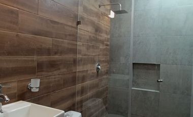 CASA EN VENTA EN XARAMA CON ROOF GARDEN Y HABITACION EN PLANTA BAJA