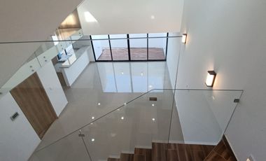 CASA EN VENTA EN XARAMA CON ROOF GARDEN Y HABITACION EN PLANTA BAJA