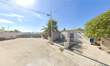 Casa en Circuito León Trece, Lerdo, Durango, México ¡NO CRÉDITOS!