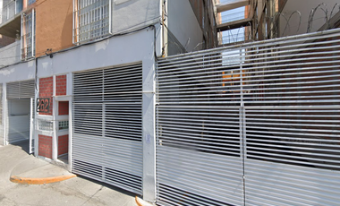 BONITO DEPARTAMENTE EN VENTA DE RECUPERACION BANCARIA UBICADO EN C. SIETE 262