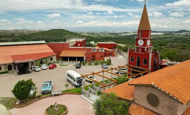 HOTEL EN VENTA EN PUEBLA DENTRO DEL FRACCIONAMIENTO HARAS, 26 HABITACIONES, ALBERCA, 5 CANCHAS DE PADEL, CAPILLA