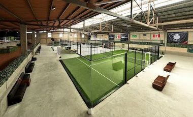 HOTEL EN VENTA EN PUEBLA DENTRO DEL FRACCIONAMIENTO HARAS, 26 HABITACIONES, ALBERCA, 5 CANCHAS DE PADEL, CAPILLA