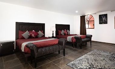 HOTEL EN VENTA EN PUEBLA DENTRO DEL FRACCIONAMIENTO HARAS, 26 HABITACIONES, ALBERCA, 5 CANCHAS DE PADEL, CAPILLA