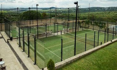 HOTEL EN VENTA EN PUEBLA DENTRO DEL FRACCIONAMIENTO HARAS, 26 HABITACIONES, ALBERCA, 5 CANCHAS DE PADEL, CAPILLA