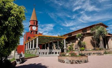 HOTEL EN VENTA EN PUEBLA DENTRO DEL FRACCIONAMIENTO HARAS, 26 HABITACIONES, ALBERCA, 5 CANCHAS DE PADEL, CAPILLA