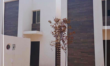 Casa en Venta en Villa Álamos