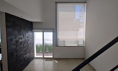 Linda y espaciosa casa en renta