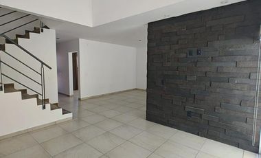 Linda y espaciosa casa en renta