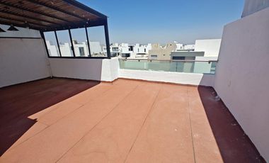 Linda y espaciosa casa en renta