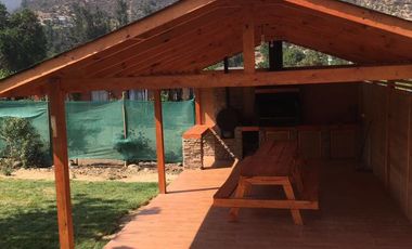 Venta de Gran Vivienda en Olmué, Paradero 40.