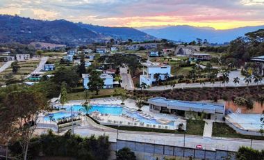 VENTA CASA CAMPESTRE RUITOQUE BAJO. CONDOMINIO RUITOQUE PARK HOUSE