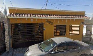 SK18 - Casa en Venta en El Coahuilense 302, Morelos Amp, 25628 Frontera, Coah.(Remate Bancario)