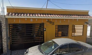 SK18 - Casa en Venta en El Coahuilense 302, Morelos Amp, 25628 Frontera, Coah.(Remate Bancario)
