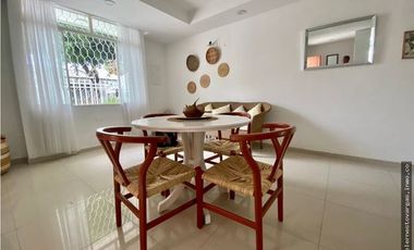 VENTA CASA DE UN PISO NUEVO JARDÍN SANTA MARTA – F.V