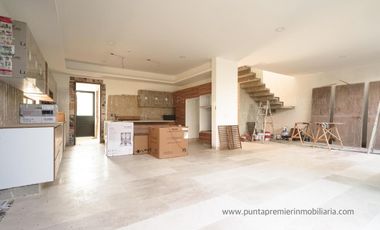 Casa de Lujo en Venta en Valle Real La Toscana Nueva,  Zona Real Zapopan