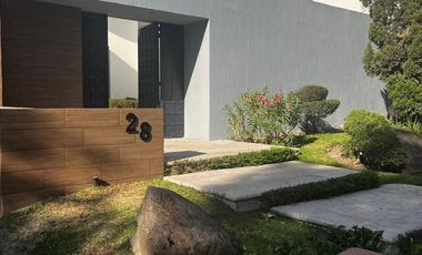 Residencia en Coto Frente a Los Colomos de Lujo en Renta, Zapopan