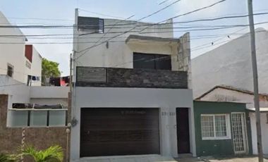 VENTA CASA RICARDO FLORES MAGON VERACRUZ
