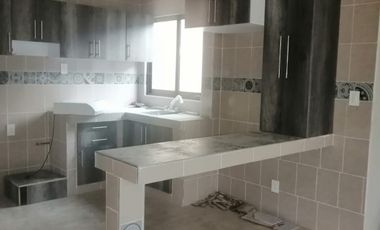 CASA EN RENTA, ZONA ZINACANTEPEC, EDO MEX.